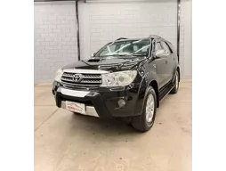 Toyota Hilux SW4
