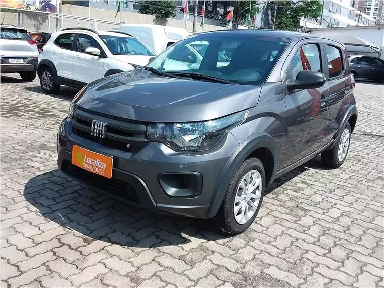 Fiat Mobi Prata 9