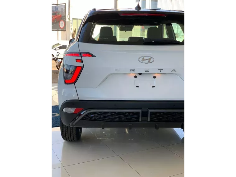 Hyundai Creta Branco 13