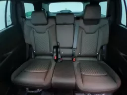 Jeep Commander
