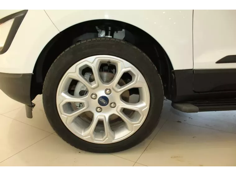 Ford Ecosport Branco 11