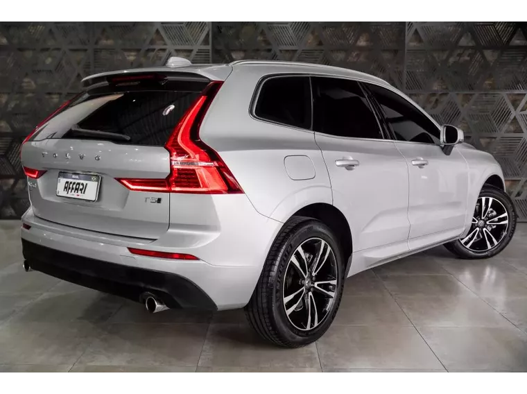 Volvo XC60 Prata 6