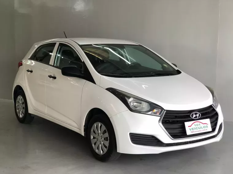 Hyundai HB20 Branco 10