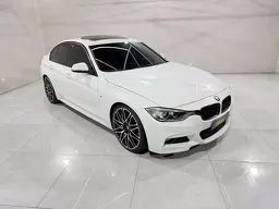 BMW 320i