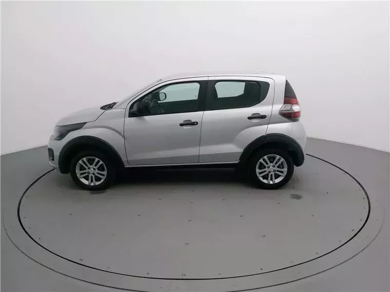 Fiat Mobi Prata 18