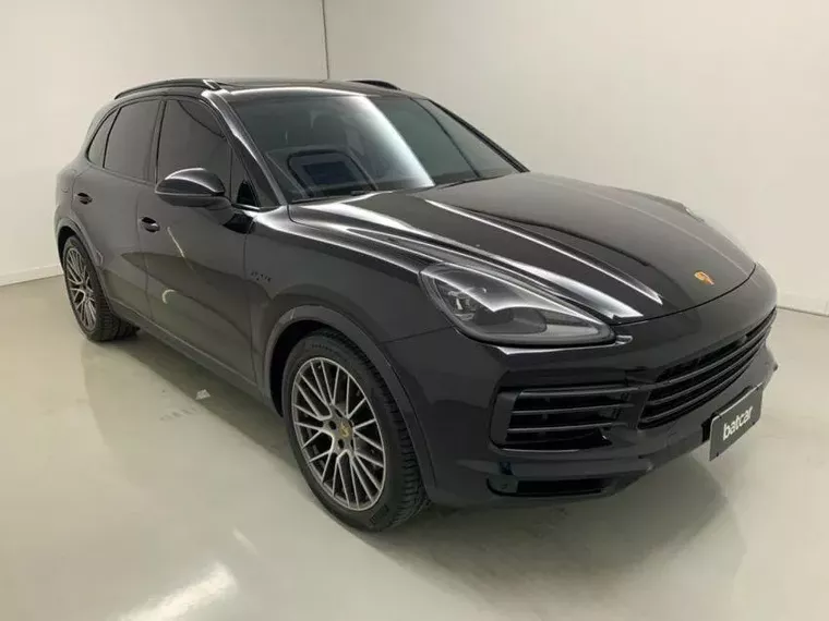 Porsche Cayenne Preto 5