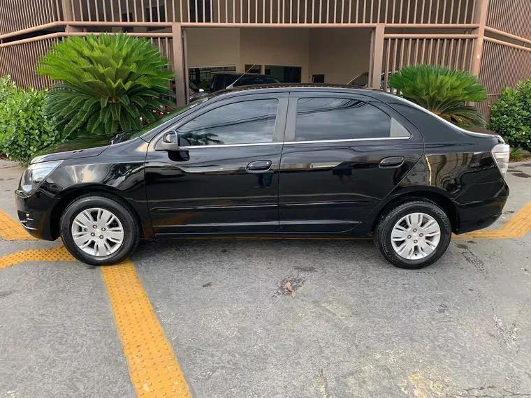 Chevrolet Cobalt Preto 11