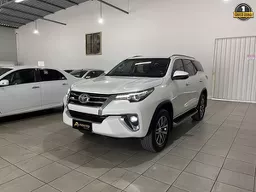 Toyota Hilux SW4