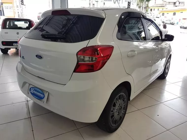 Ford KA Branco 12