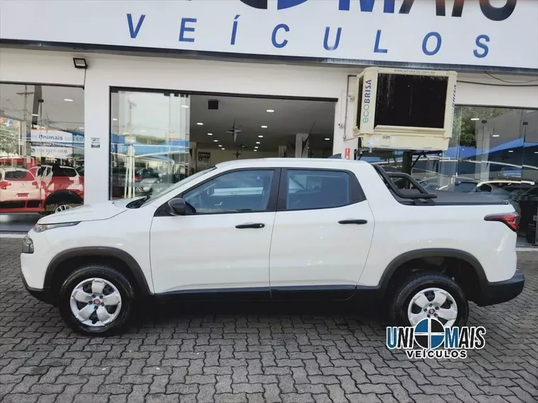 Fiat Toro Branco 12