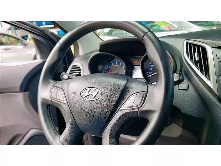 Hyundai HB20 Preto 5