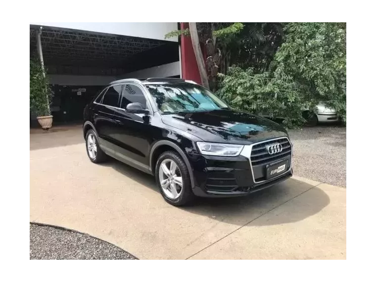 Audi Q3 Preto 4