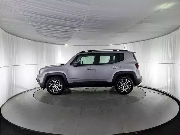 Jeep Renegade Prata 12