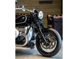 BMW R 18