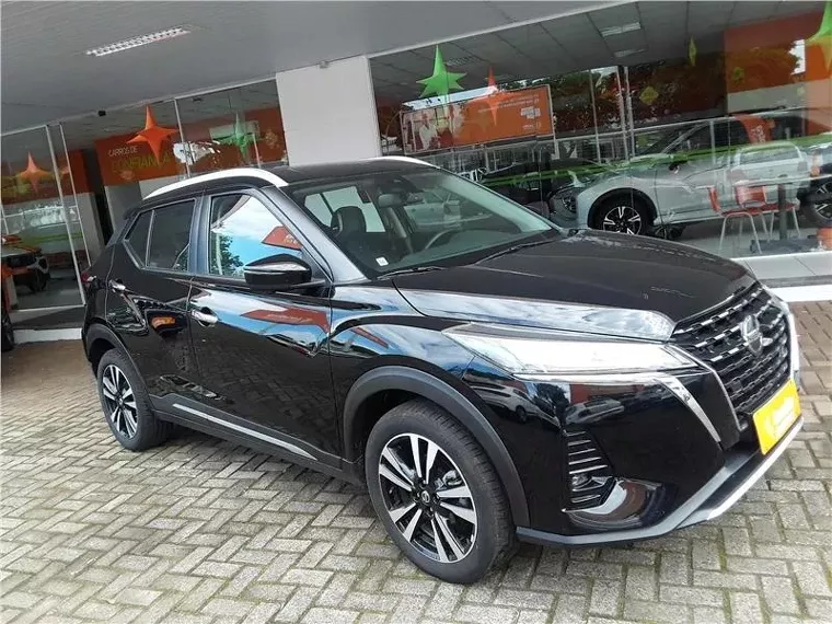 Nissan Kicks Preto 3