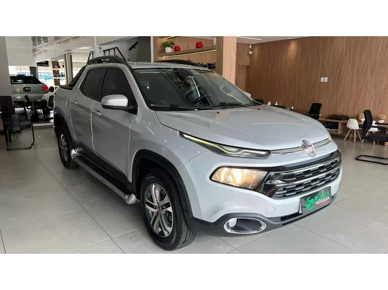 Fiat Toro Prata 2