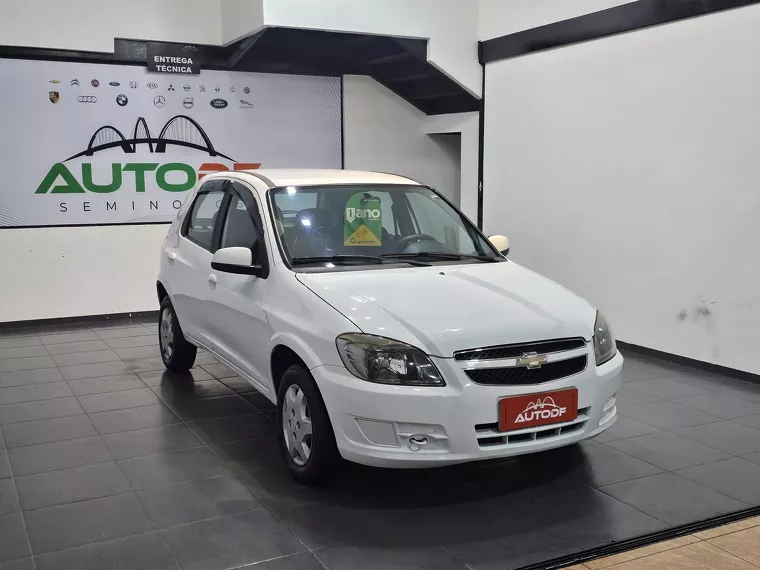 Chevrolet Celta Branco 2