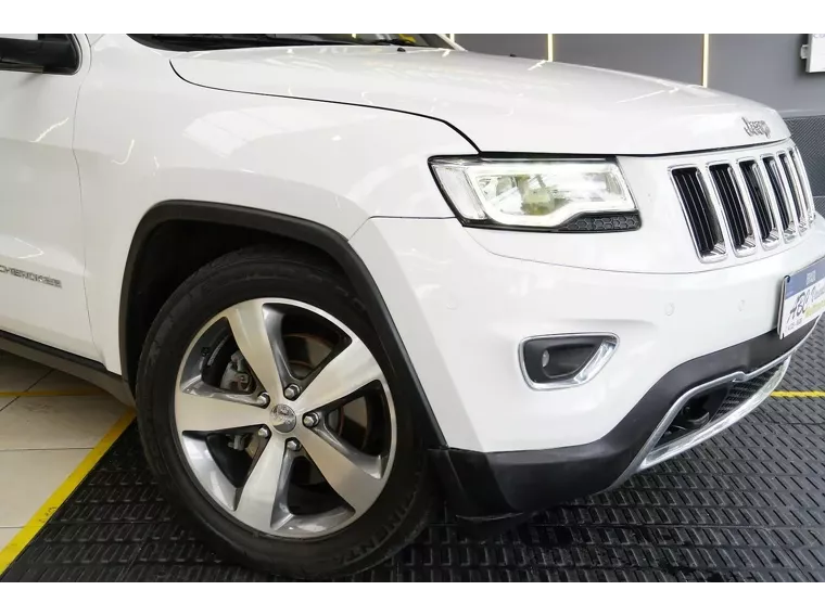 Jeep Grand Cherokee Branco 13