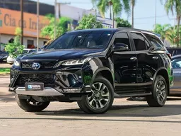 Toyota Hilux SW4