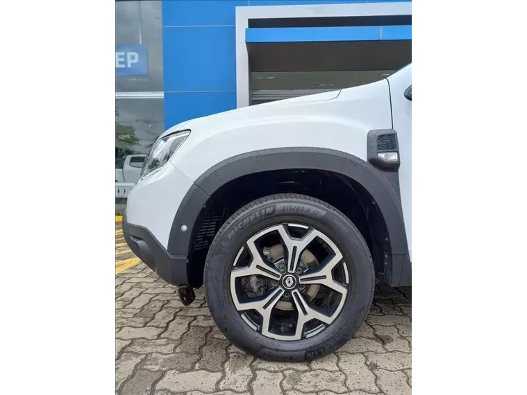 Renault Duster Branco 4