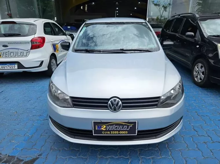 Volkswagen Gol Prata 12