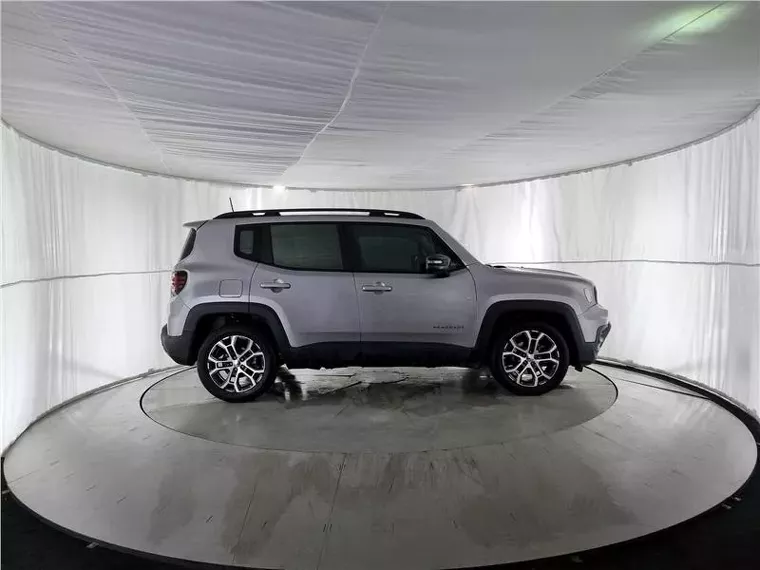 Jeep Renegade Prata 12