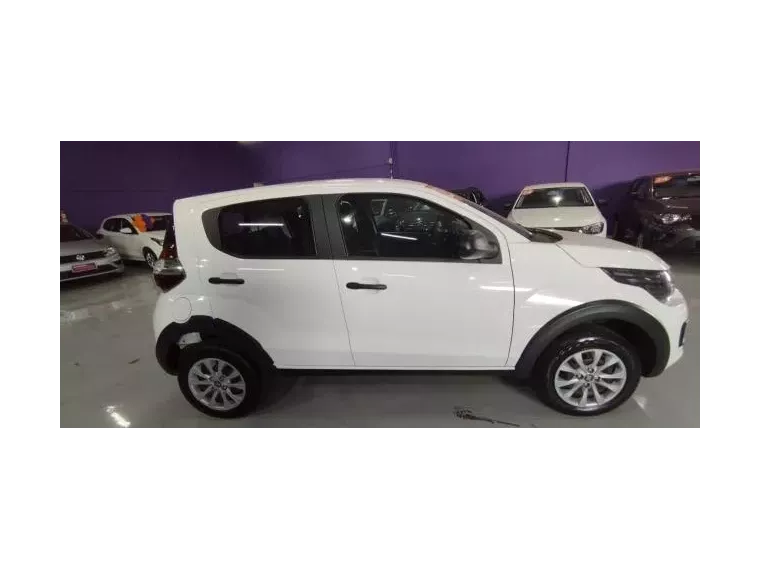 Fiat Mobi Branco 3