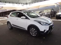 Hyundai HB20X