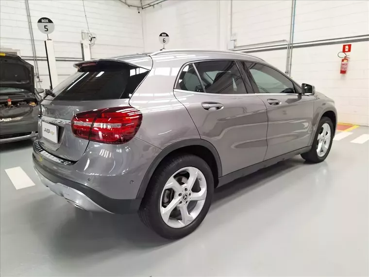 Mercedes-benz GLA 200 Cinza 2