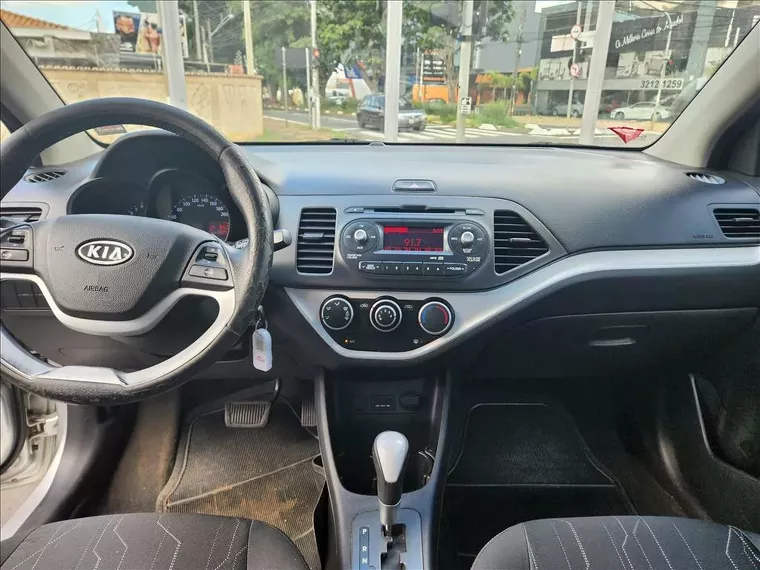 KIA Picanto Prata 2