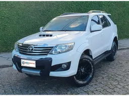 Toyota Hilux SW4