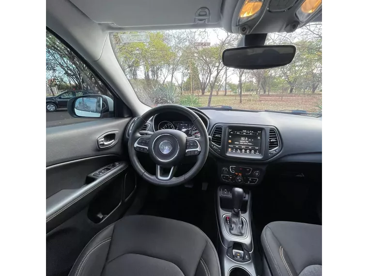 Jeep Compass Branco 9