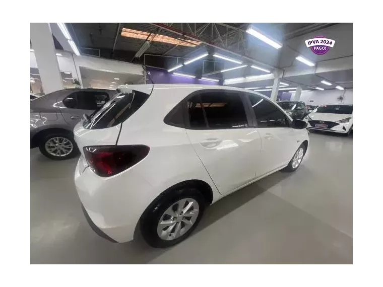 Chevrolet Onix Branco 5