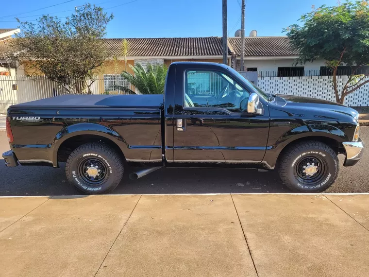 Ford F-250 Azul 26