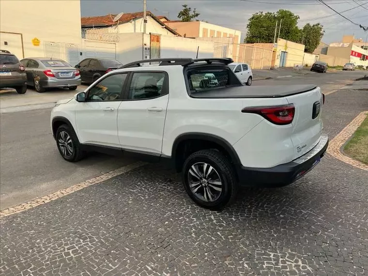 Fiat Toro Branco 7