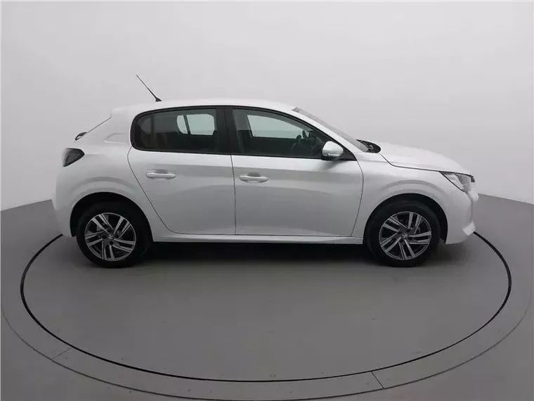 Peugeot 208 Branco 2