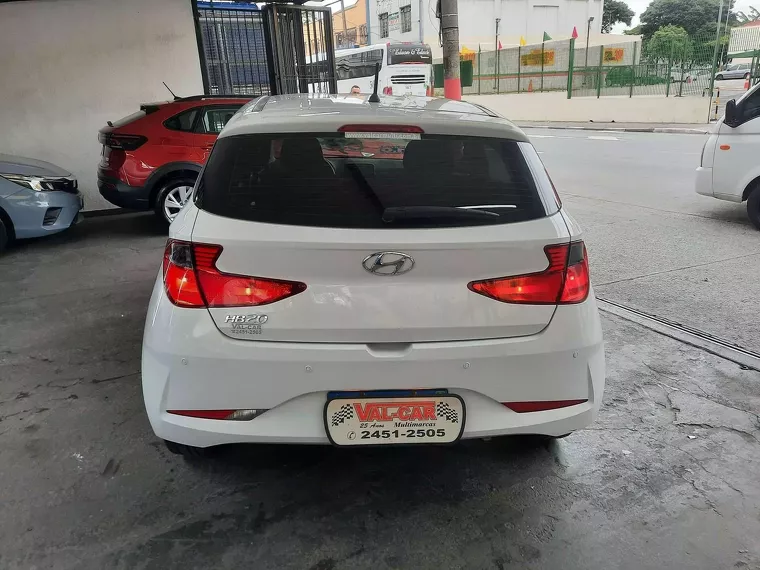 Hyundai HB20 Branco 19