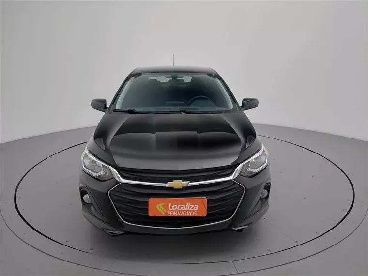 Chevrolet Onix Preto 15