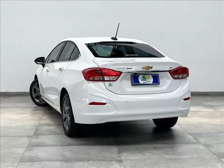 Chevrolet Cruze Branco 11