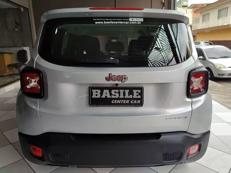 Jeep Renegade Prata 14