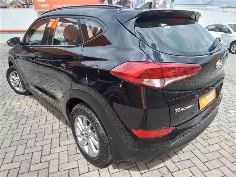 Hyundai Tucson Preto 10