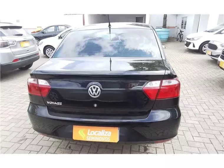 Volkswagen Voyage Preto 2