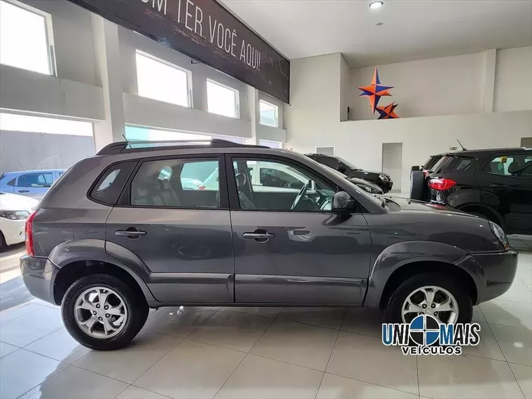 Hyundai Tucson Cinza 4