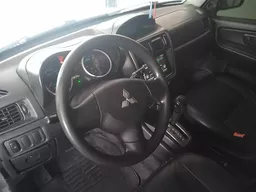Mitsubishi Pajero TR4