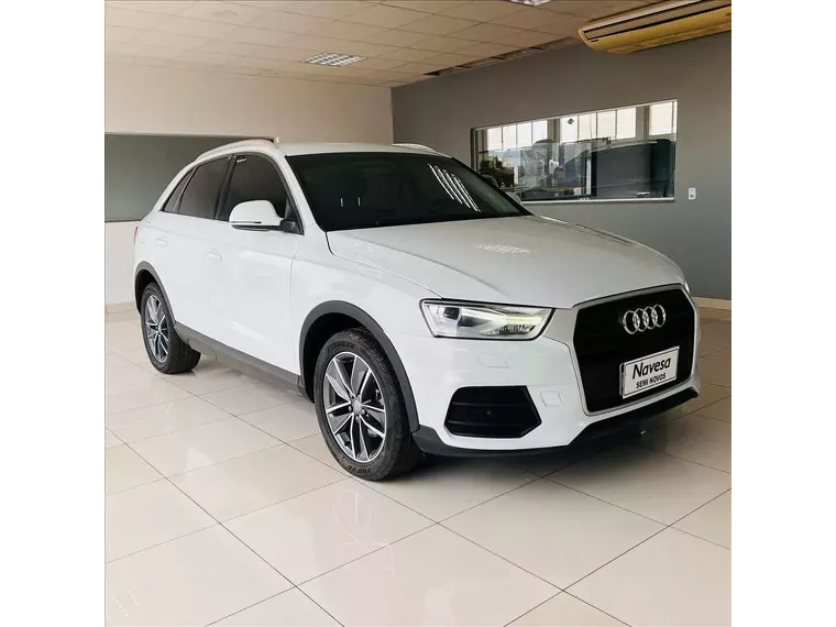 Audi Q3 Branco 3