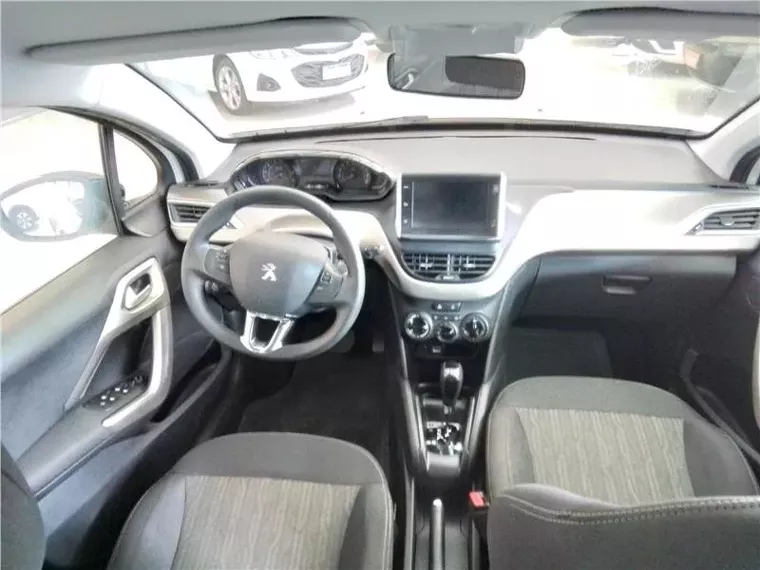 Peugeot 2008 Branco 3