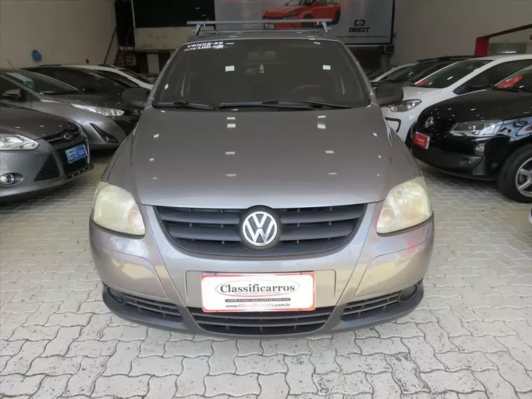 Volkswagen Fox Cinza 14