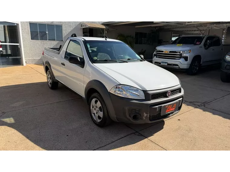 Fiat Strada Strada Working 1.4 mpi Fire Flex 8V CS 2015