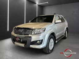 Hilux SW4