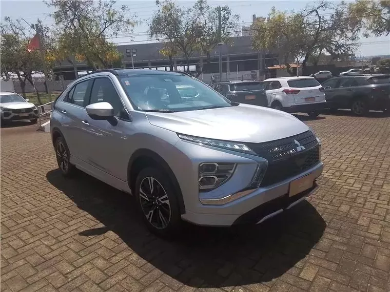 Mitsubishi Eclipse Cross Prata 6